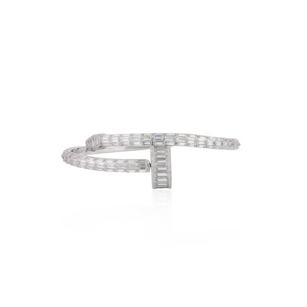 Stylish 925 Silver Nail Bracelet Featuring Cz Diamond Accents For Women : CSJ5