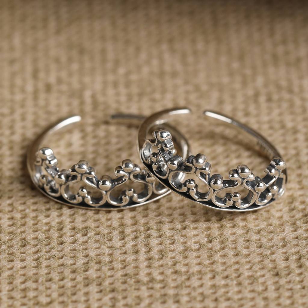 Clara 925 Sterling Silver Size Adjustable Crown Toe Rings Pair For Women & Girls : CSTR13