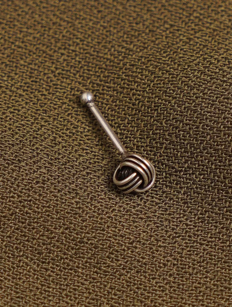 Silver Nose Stud With Spiral Design : ARSNP260