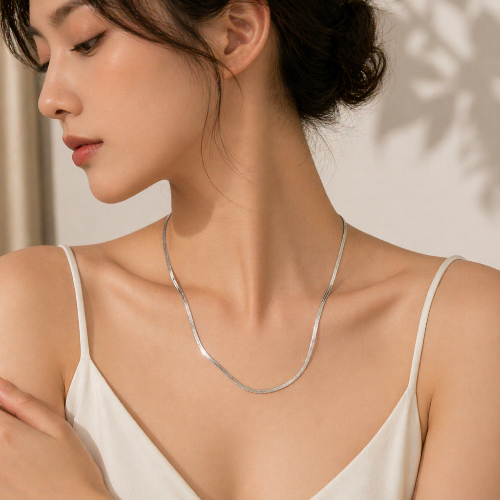 Silver Snake Chain Necklace : Le237