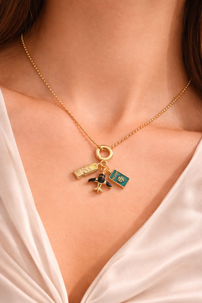 Jet Setter Charm Necklace : Le189