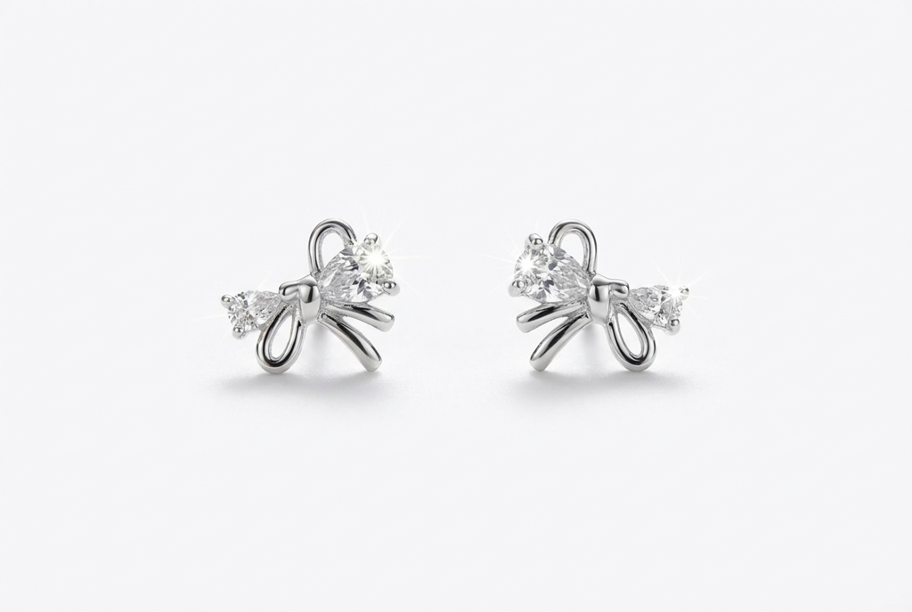 Crystal Bow Stud Earrings : YUFSER242