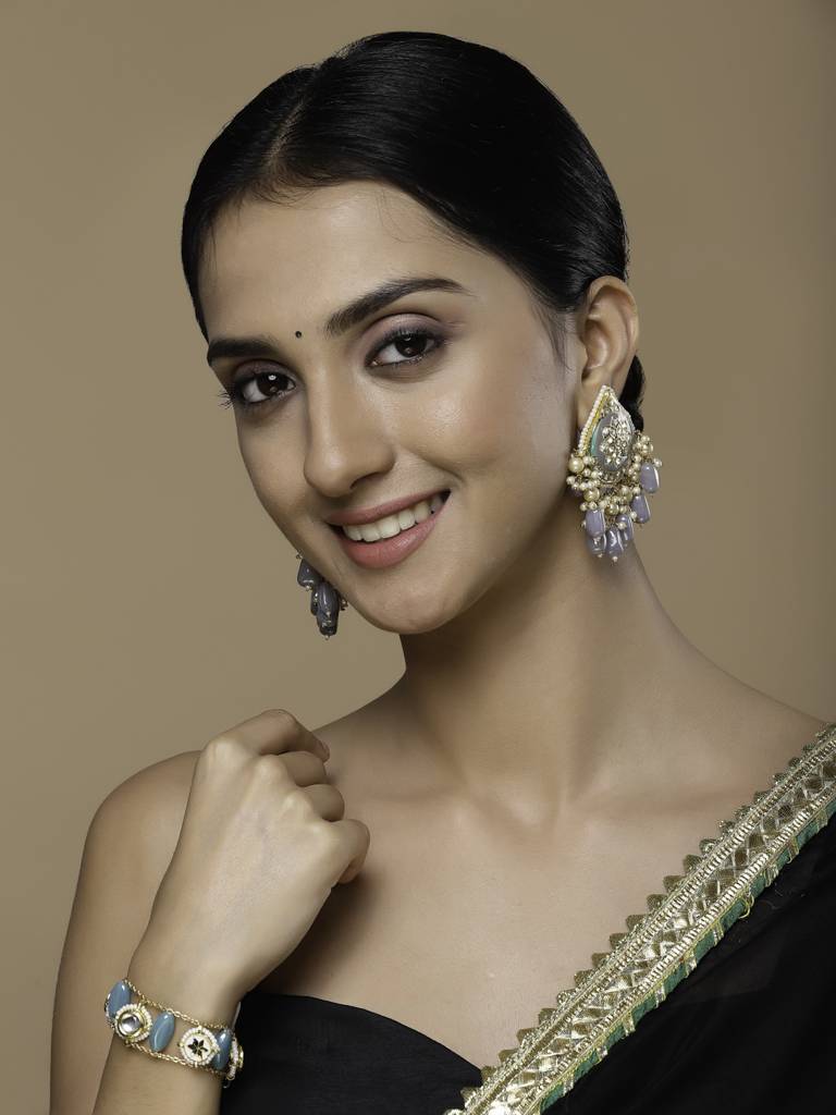 Pewter Prestige  Drop Earring : DGED23070