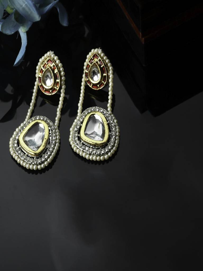 Jaamun Jazbaat Drop Earring : DGED23072