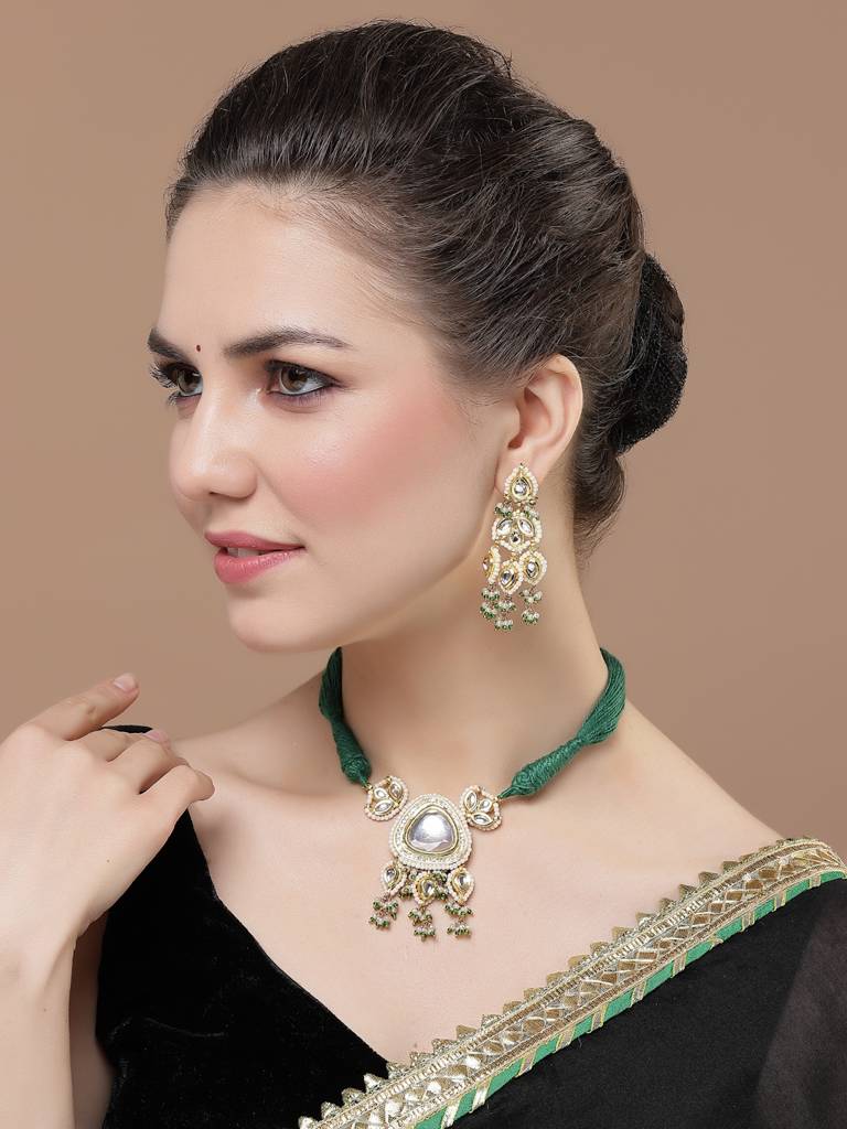 Fasl Drop Earring : DGED23085