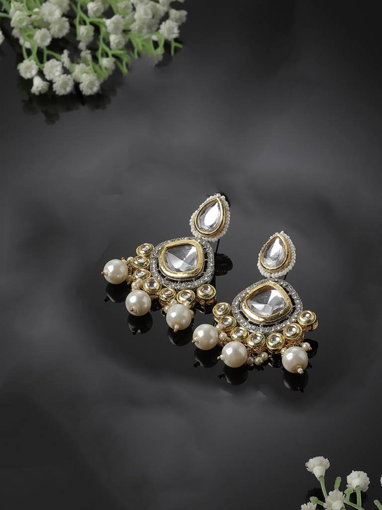 Zard Khwaab Drop Earring : DGED23109