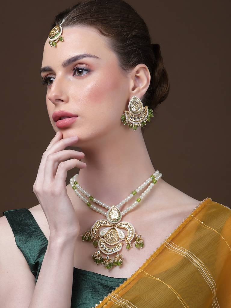 Spruce Maang Tikka Hair Jewellery : DGH2M24003