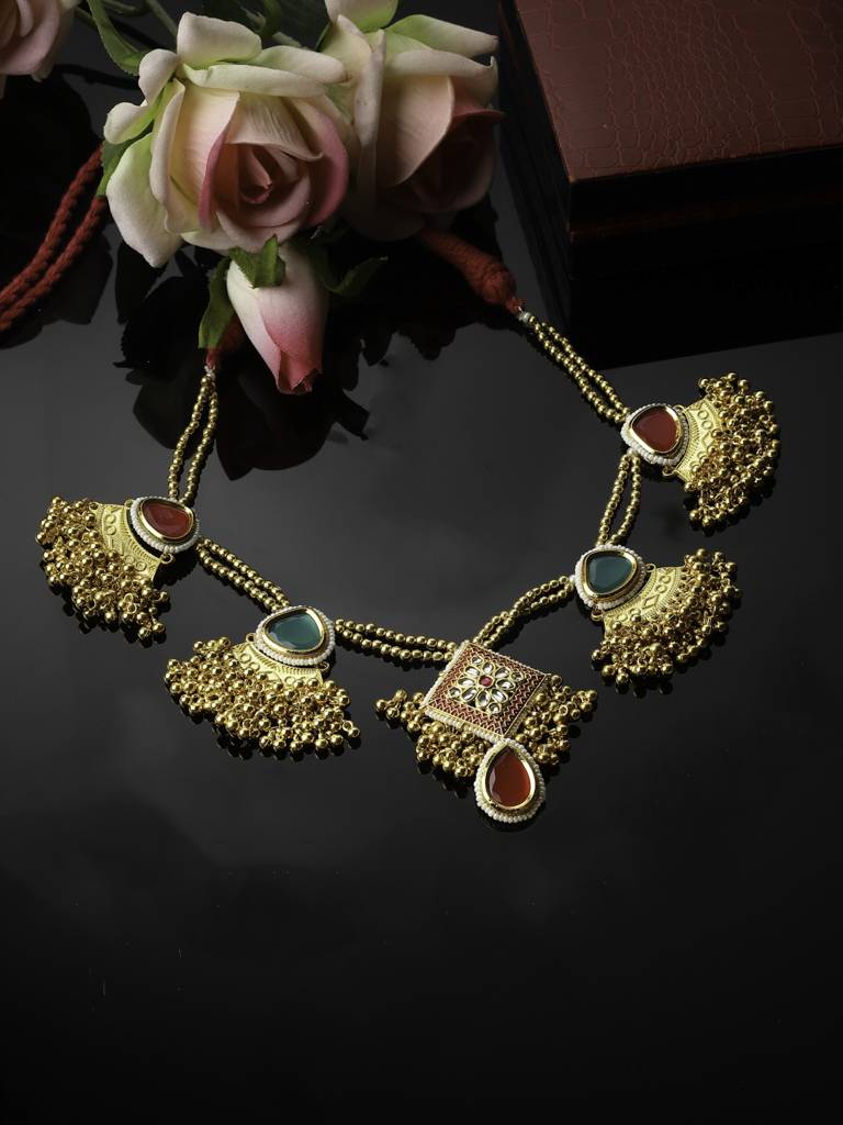 Maroon Marvel Haar Necklace : DGNH23031