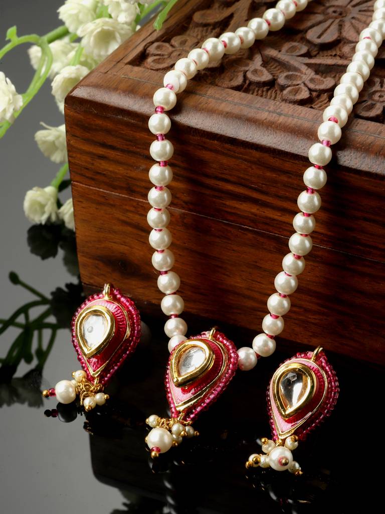 Dahlia Necklace With Earring Jewellery Set : DGNHE23021