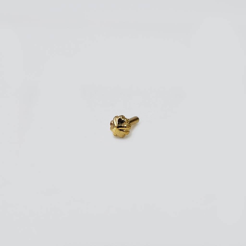 Yuvora 18K Yellow Gold Floral Glow Nose Pin For Women | Screw Back Closure | Bis Hallmarked | Pure Gold Nose : DNP1045-18YG-IS