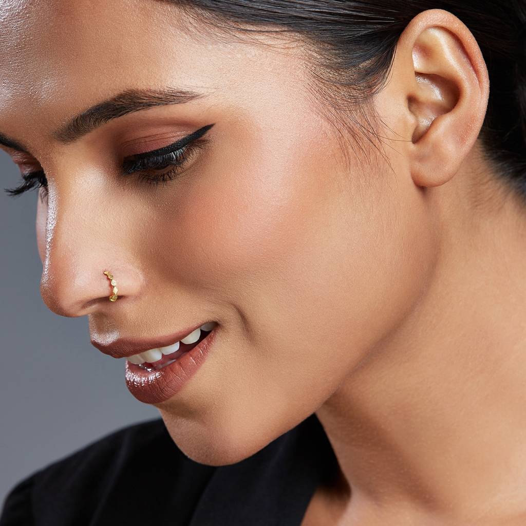 Yuvora 18K Yellow Gold Linear Echo Nose Pin For Women | Screw Back Closure | Bis Hallmarked | Pure Gold Nose : DNR1001-DC-18YG