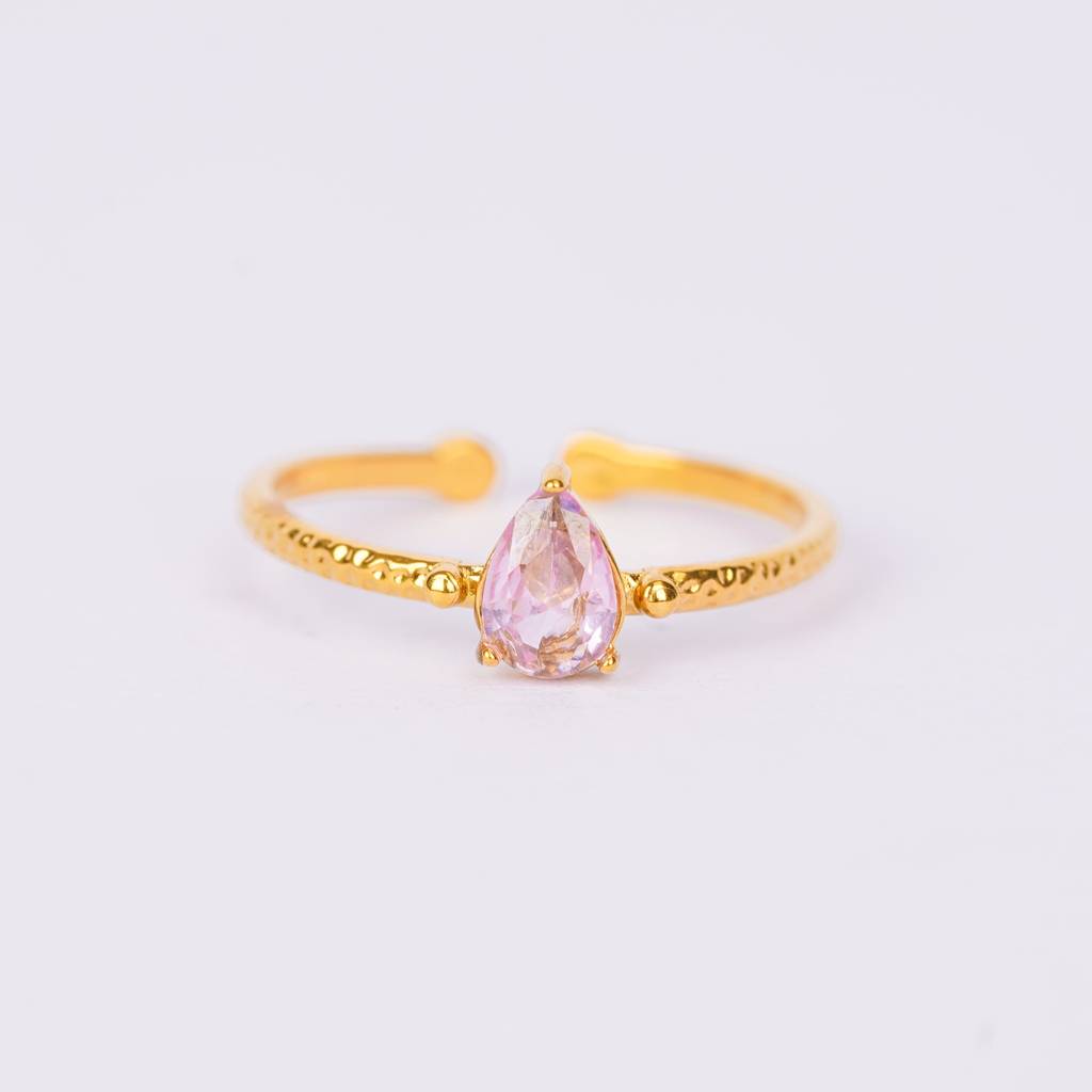 Pink Petal Solitaire Ring : RG101