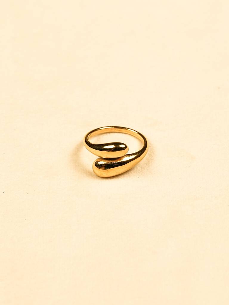 Fluid Curve Gold Statement Ring : 0089-DR