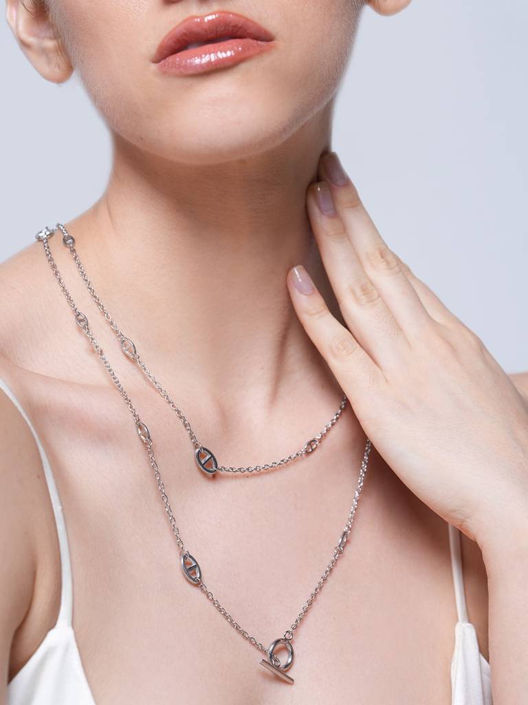 Pig Nose Charm Silver Long Chain : CAO0053NIH