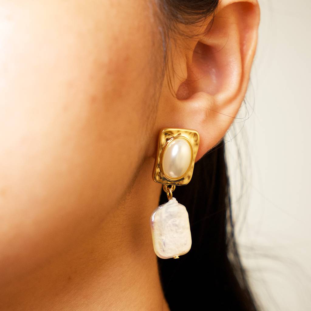 Baroque Pearl Drop Earrings : TE4