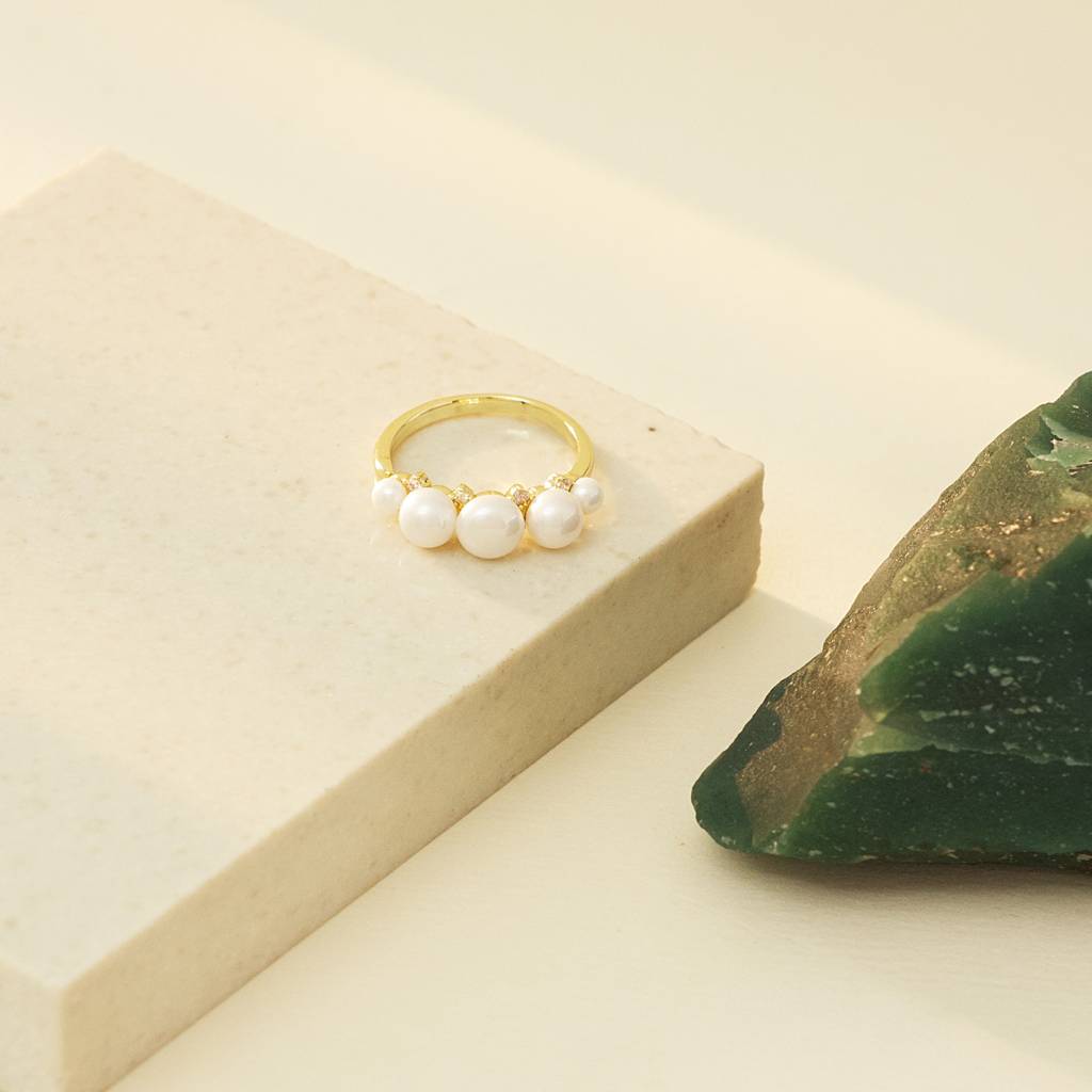 Pearly Glam Thin Ring : TR22