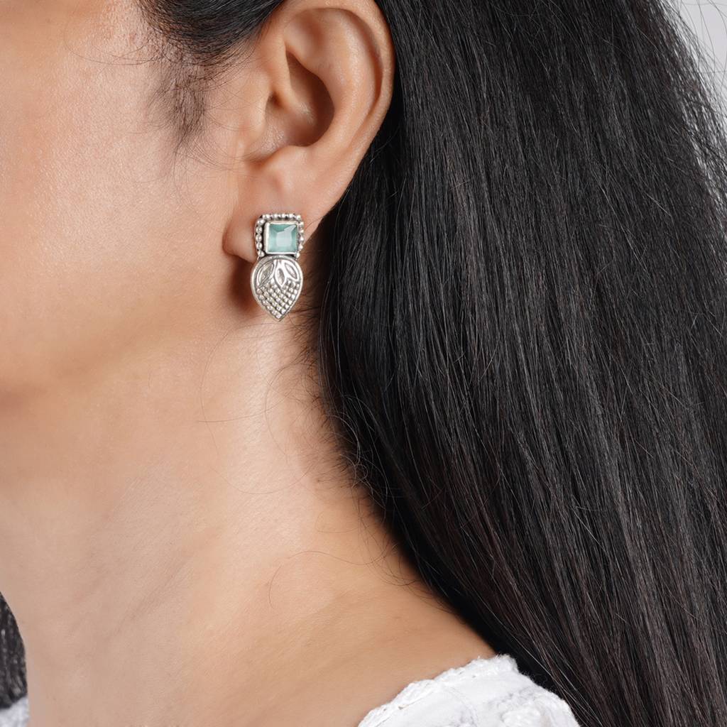 Monalisa Leaf Earrings