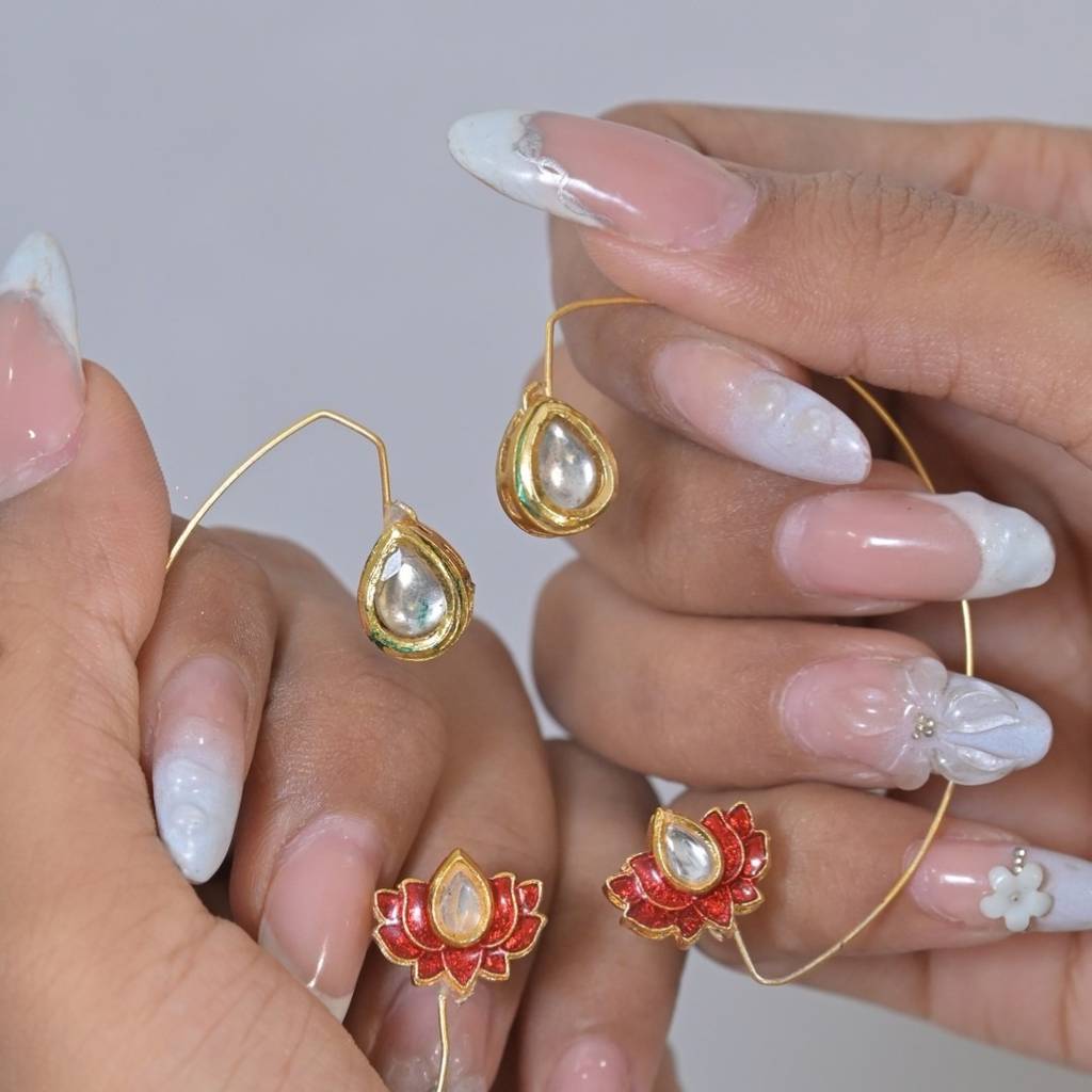 Sindoori Kamal Ear Cuff Earring : EAR0042