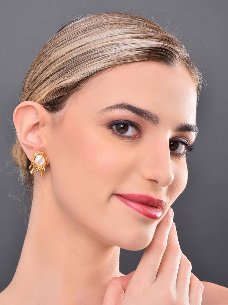 Simple Pearl Stud Earring : WER49MLGLD