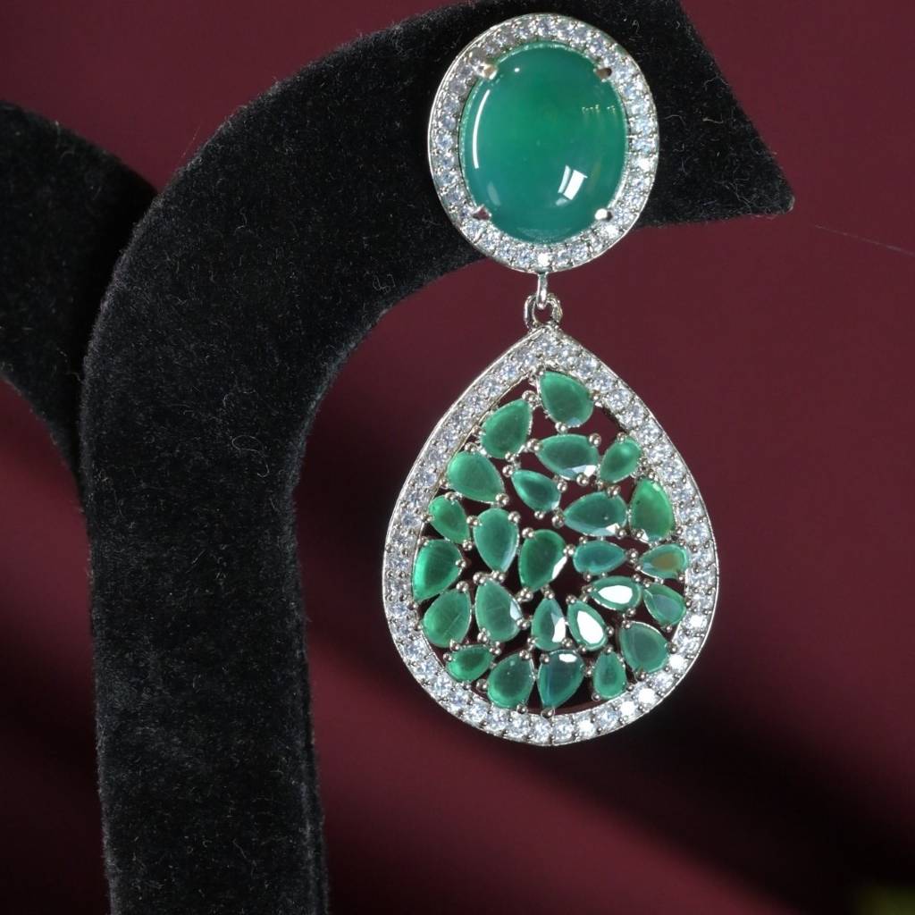 Zehnaseeb Bold Dangler Cocktail Earrings : EAR0058