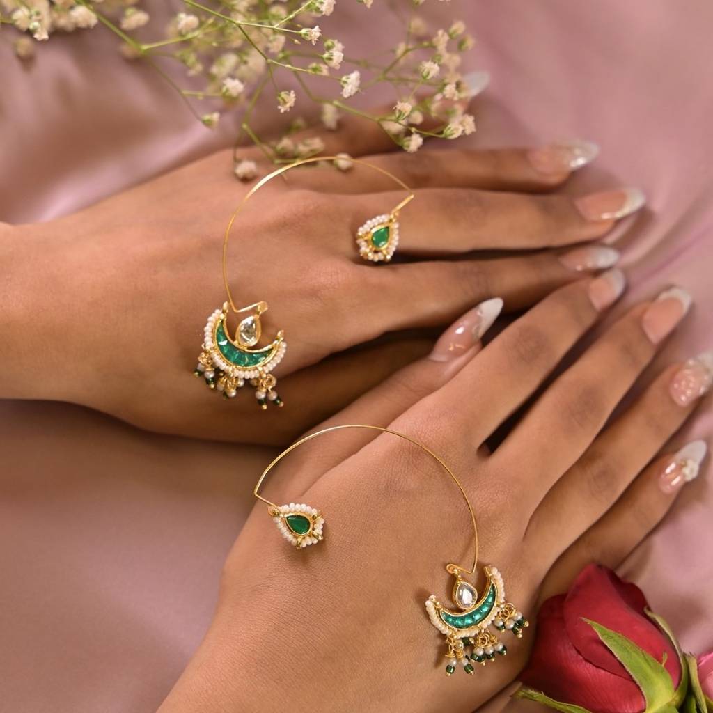 Sindoori Kamal Ear Cuff Earring : EAR0043