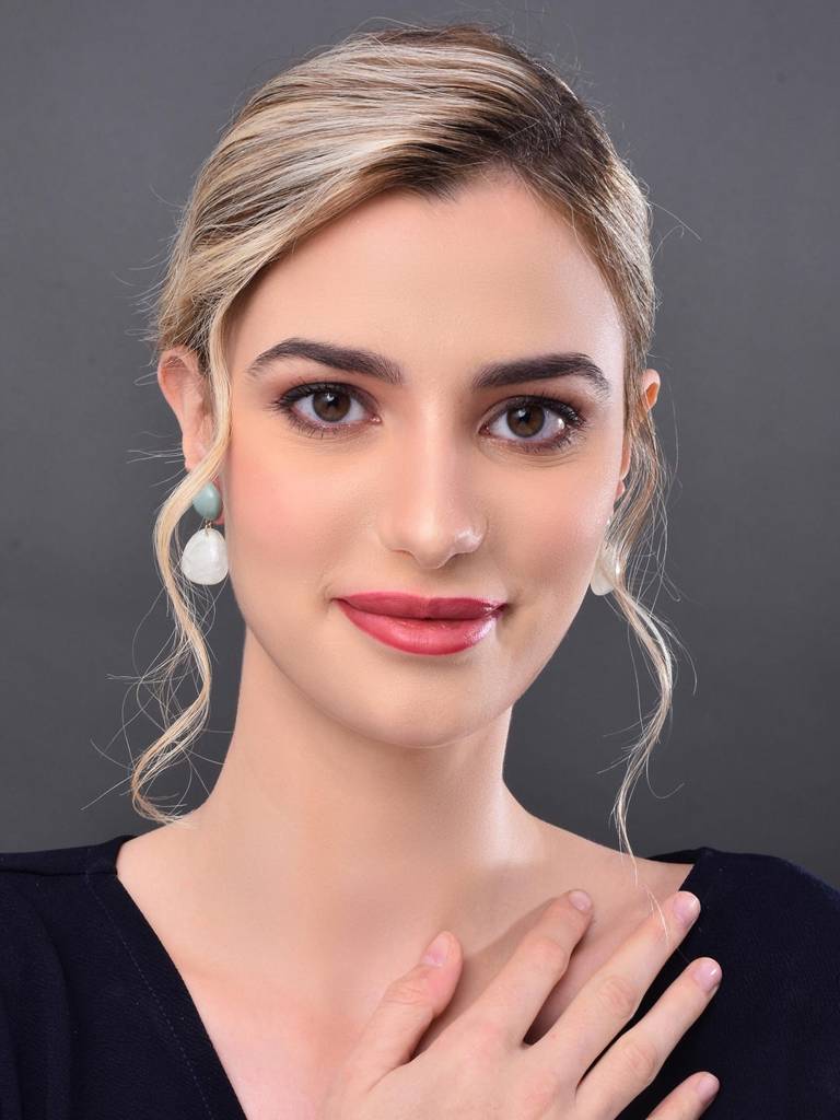 Acrylic Drop Earrings. : WER172YZGRN