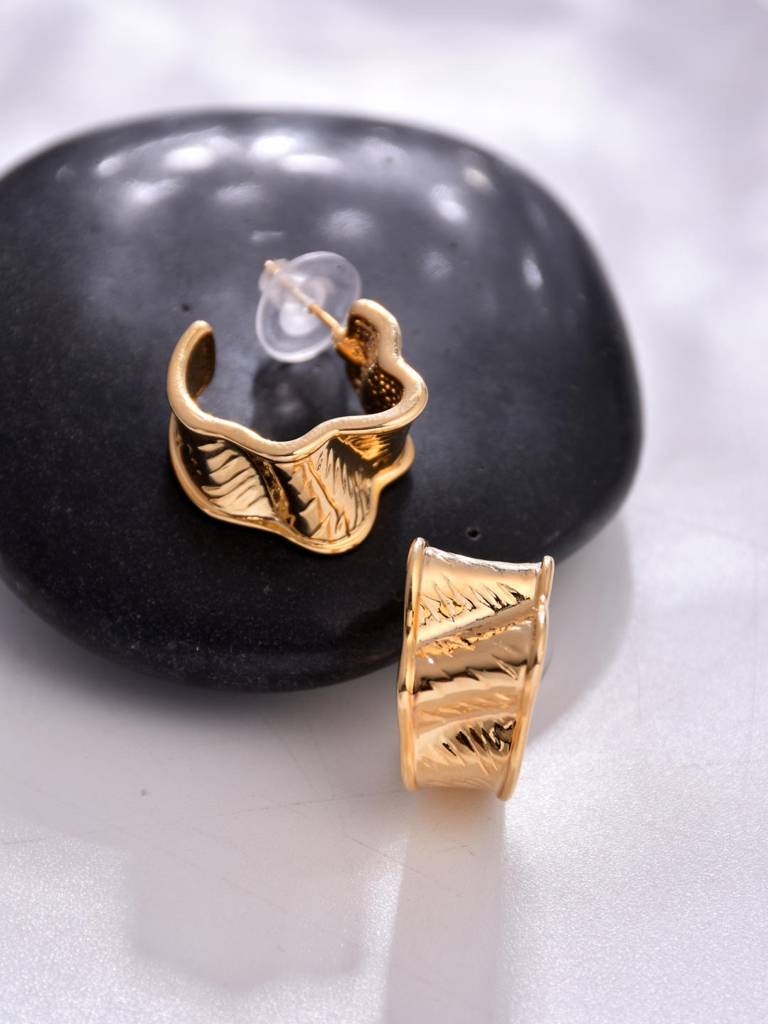 Gold Plated Classic Hoop : WER62MLGLD