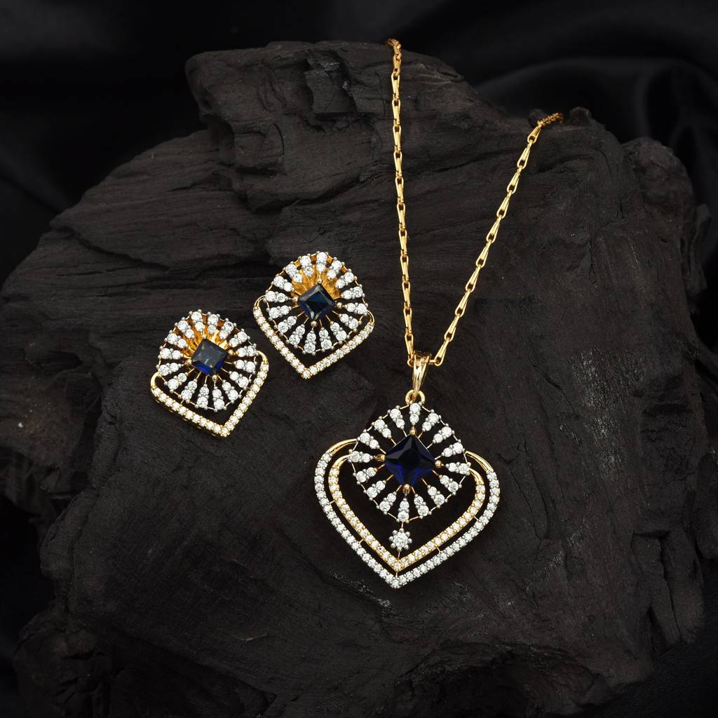Velora Fine Edge Pendant Set : PJPENGJBCZ271