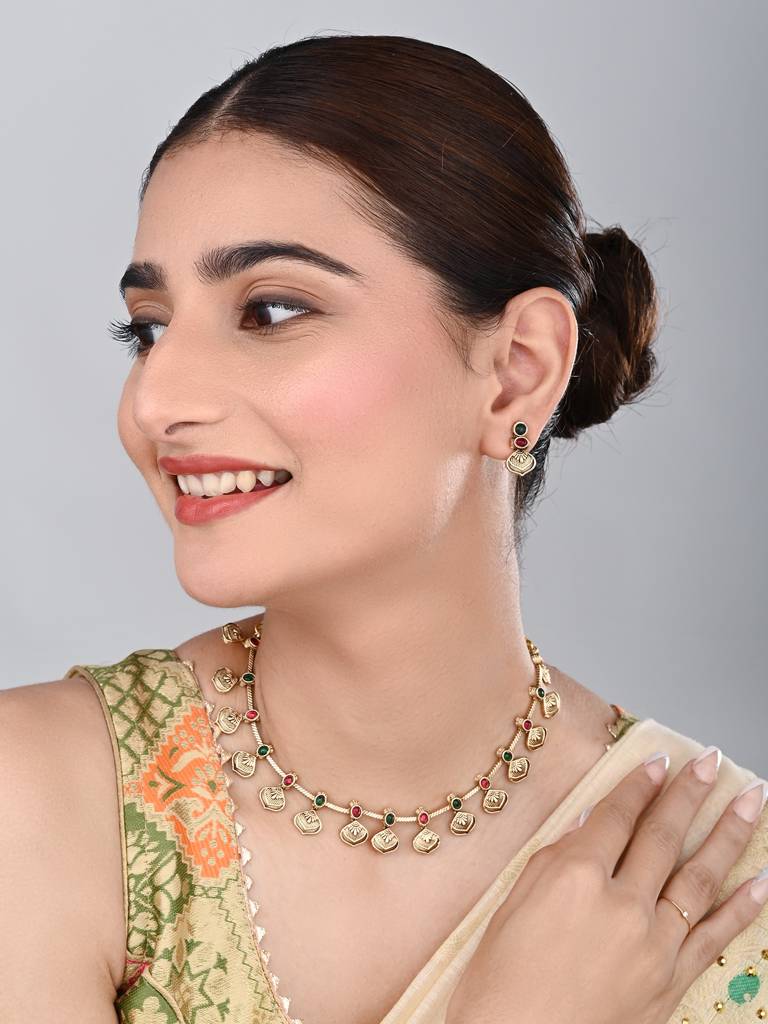Gold Plated Delicate Necklace Set : S24MRNKS486GLD
