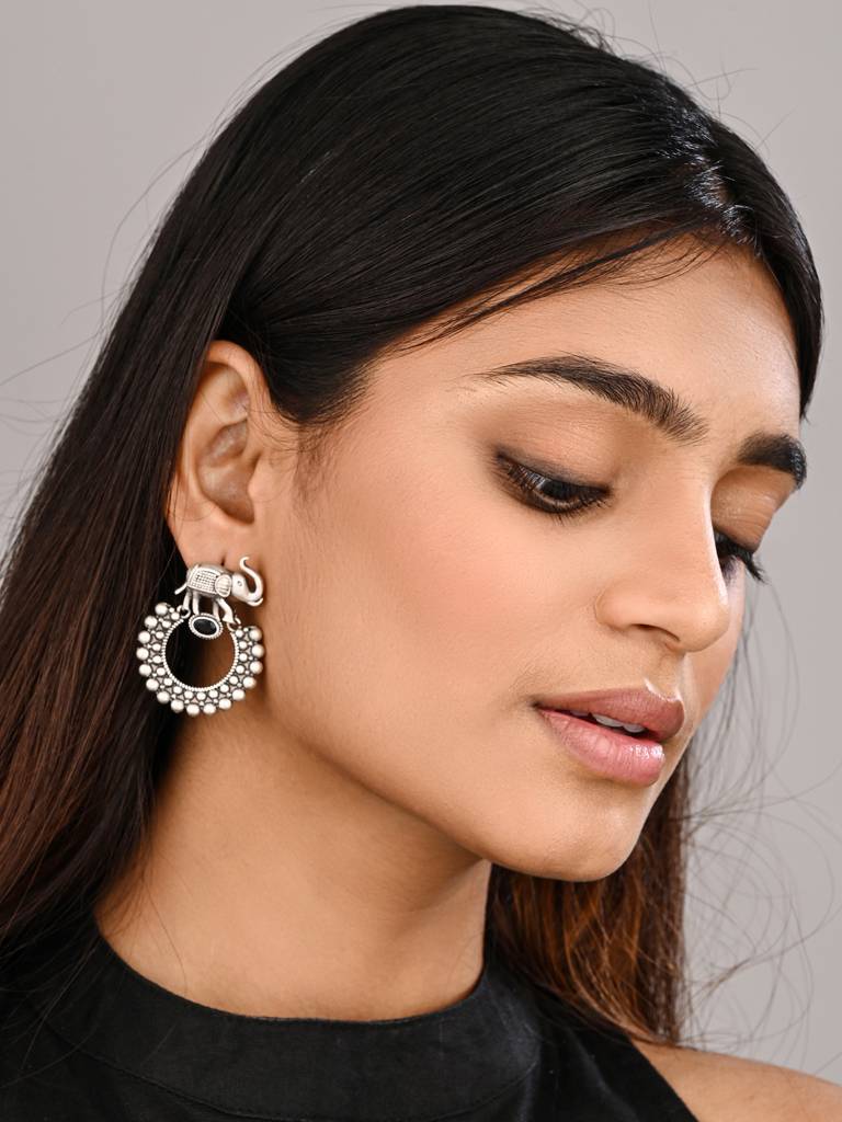 Oxidised Silver Elephant Hoop Earrings : S24JJER517SLV