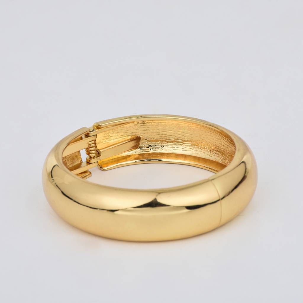 Plain Round Gold Bangle : WBR133WCGLD