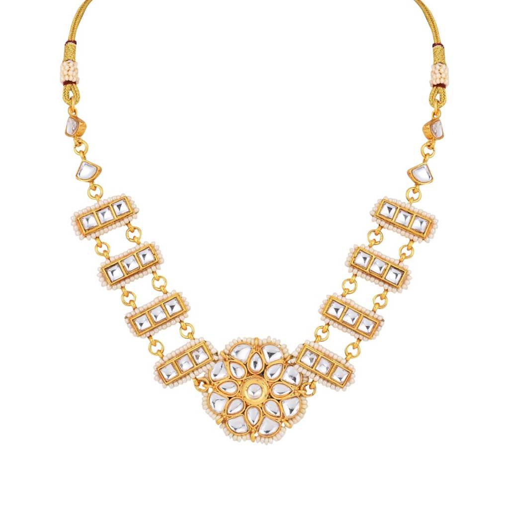 Kundan Choker Necklace Set With Stud Earrings : S24MRNS283GLD