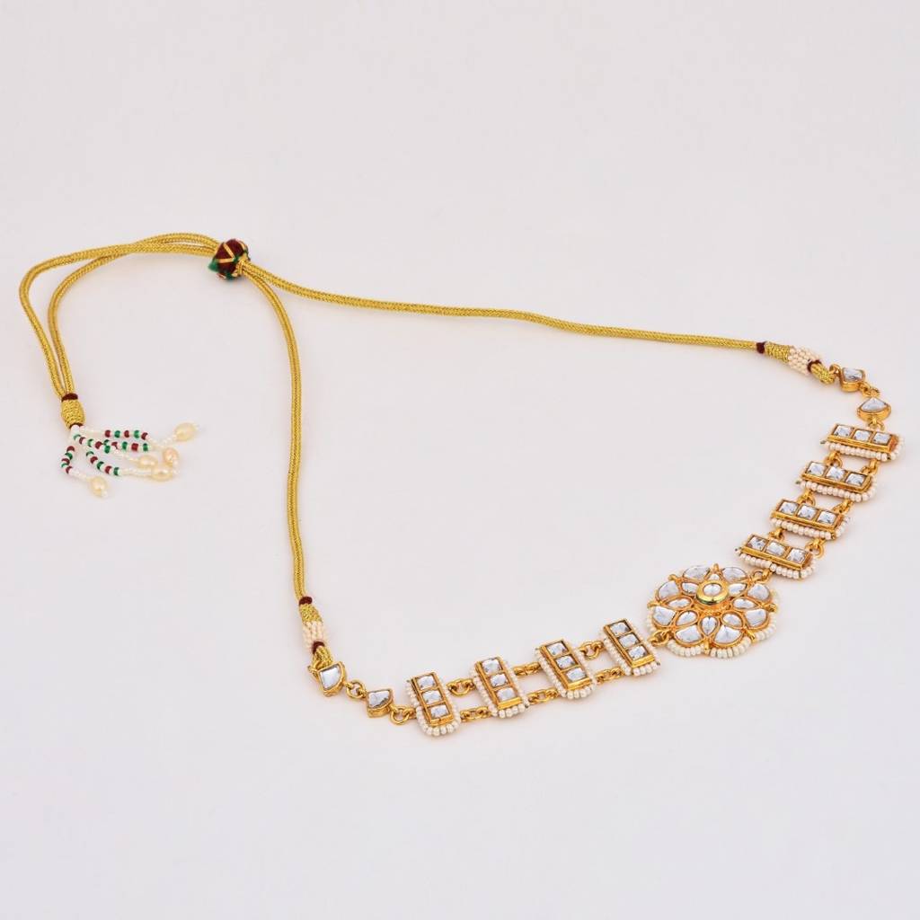 Kundan Choker Necklace Set With Stud Earrings : S24MRNS283GLD