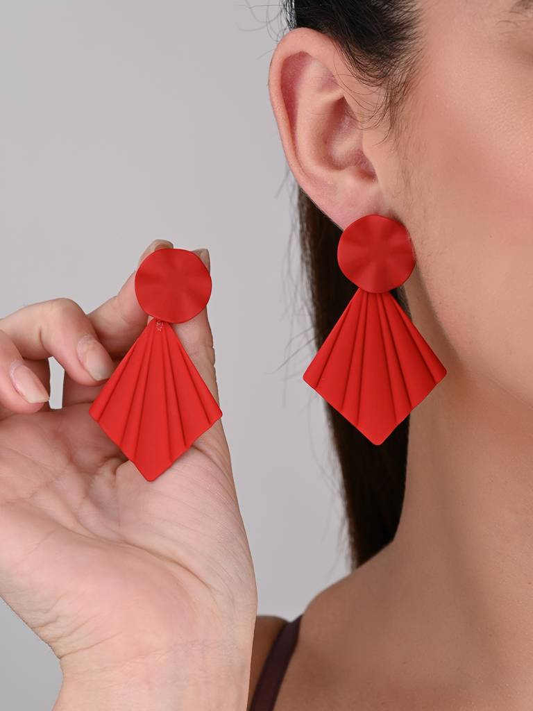 Petal Pop Fan Earrings : WER199JMRED