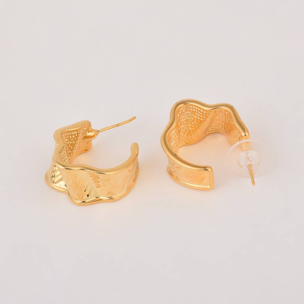 Gold Plated Classic Hoop : WER62MLGLD