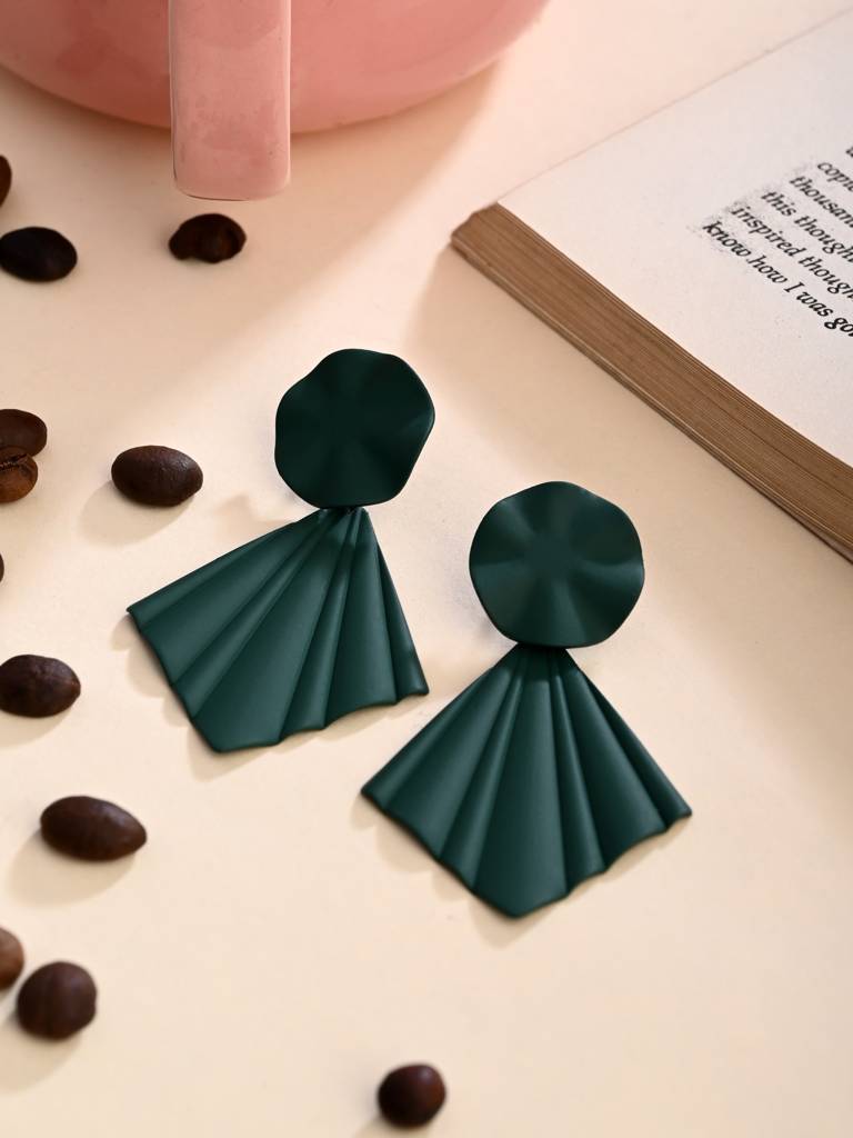 Petal Pop Fan Earrings : WER199JMDKGRN