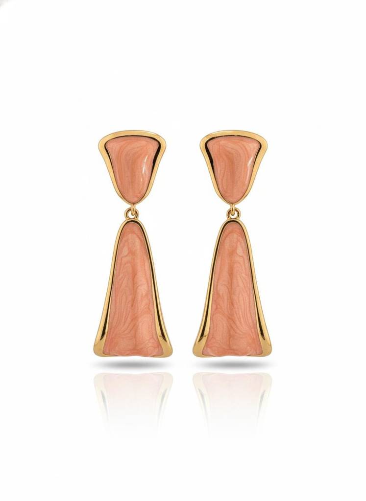 Peach Triangles : E140