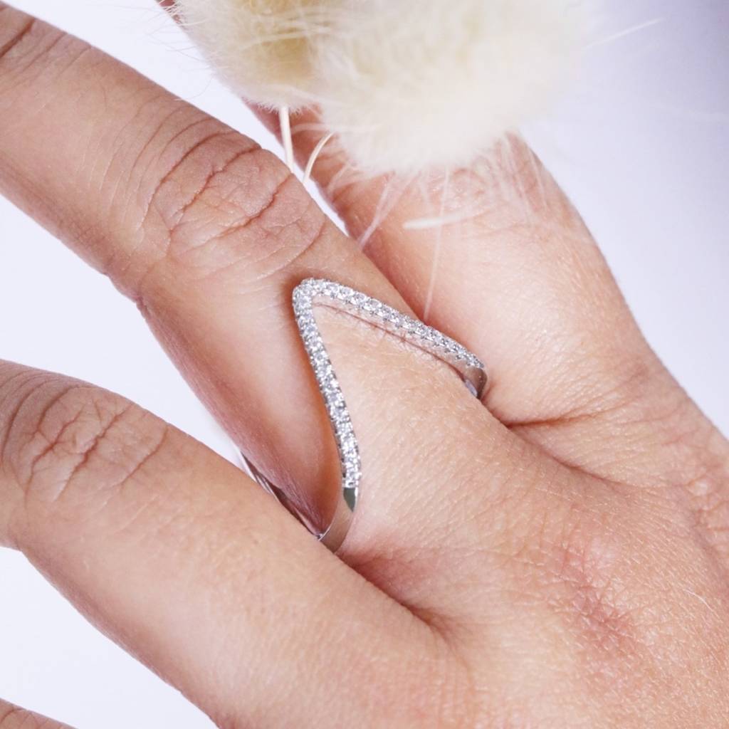 Stainless Steel Zircon Ring, V Ring