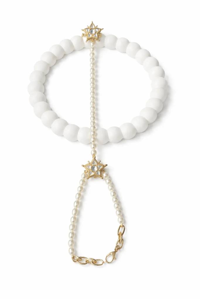 Pearl Hand Chain : BRC-PRL-HND-CHN