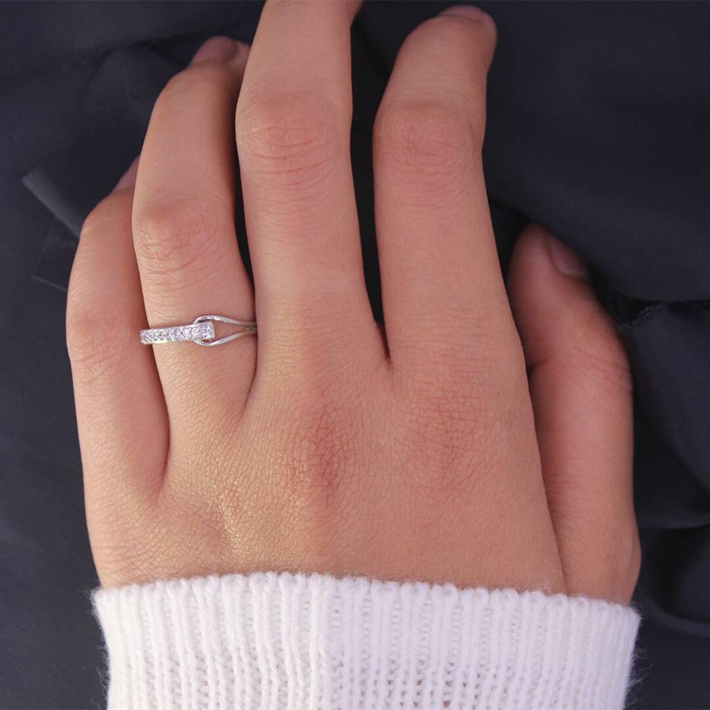 Silver Embrace Adjustable Ring : RG006
