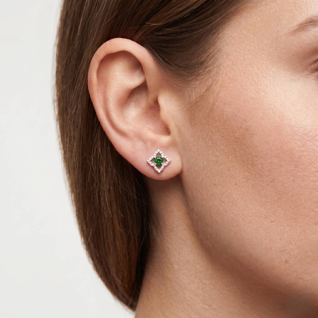 925 Sterling Emerald Green Cz Round-Cut Star-Shaped Halo Stud Earrings For Women : ER-0045-EME-YG