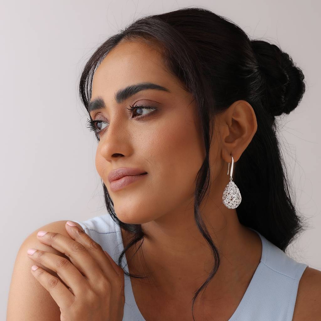Celestia Silver Filigree Teardrop Earrings : ER186711SL