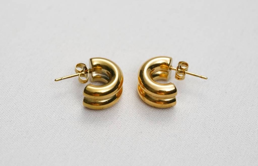 Flora Elegant Stud - Earrings : ER20
