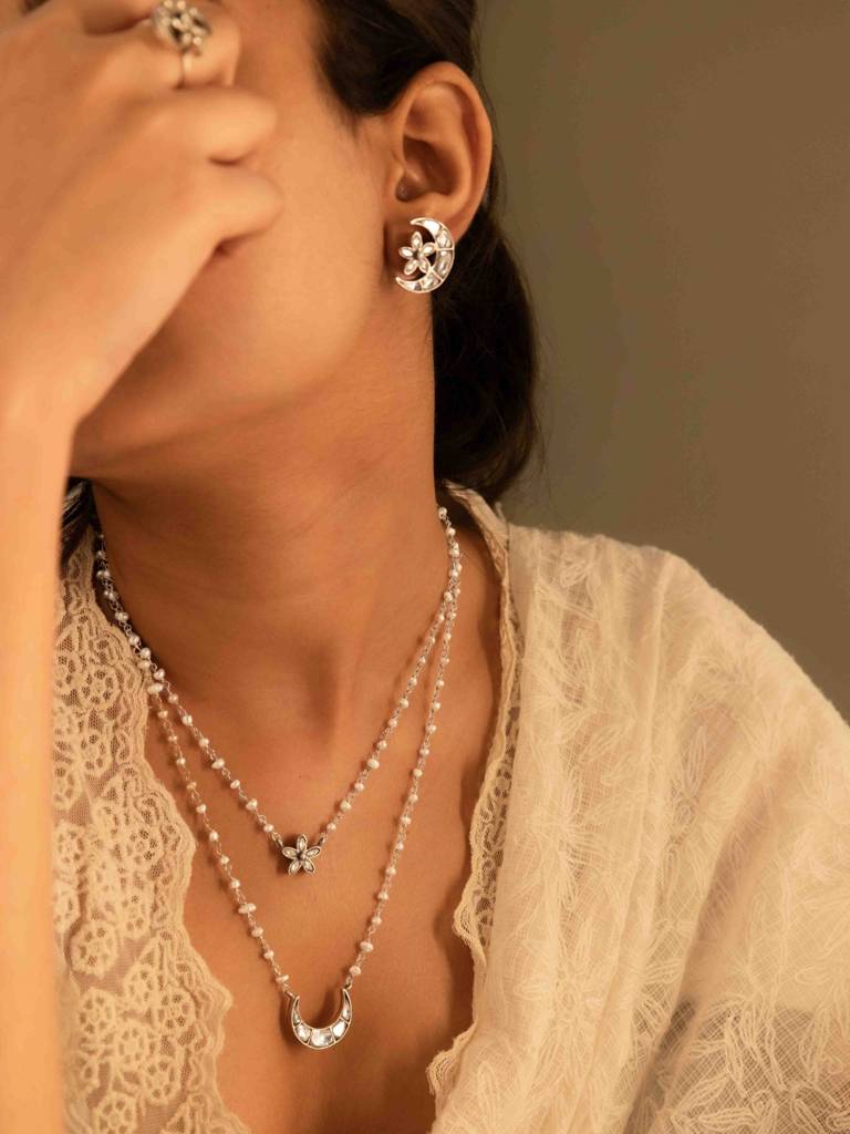 Essence Kundan Chaand Phool Moti Necklace Earring Ring Set : SN10439