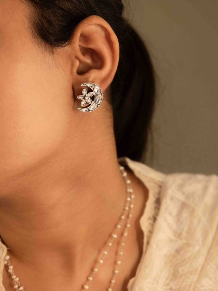 Essence Kundan Chaand Phool Moti Necklace Earring Ring Set : SN10439