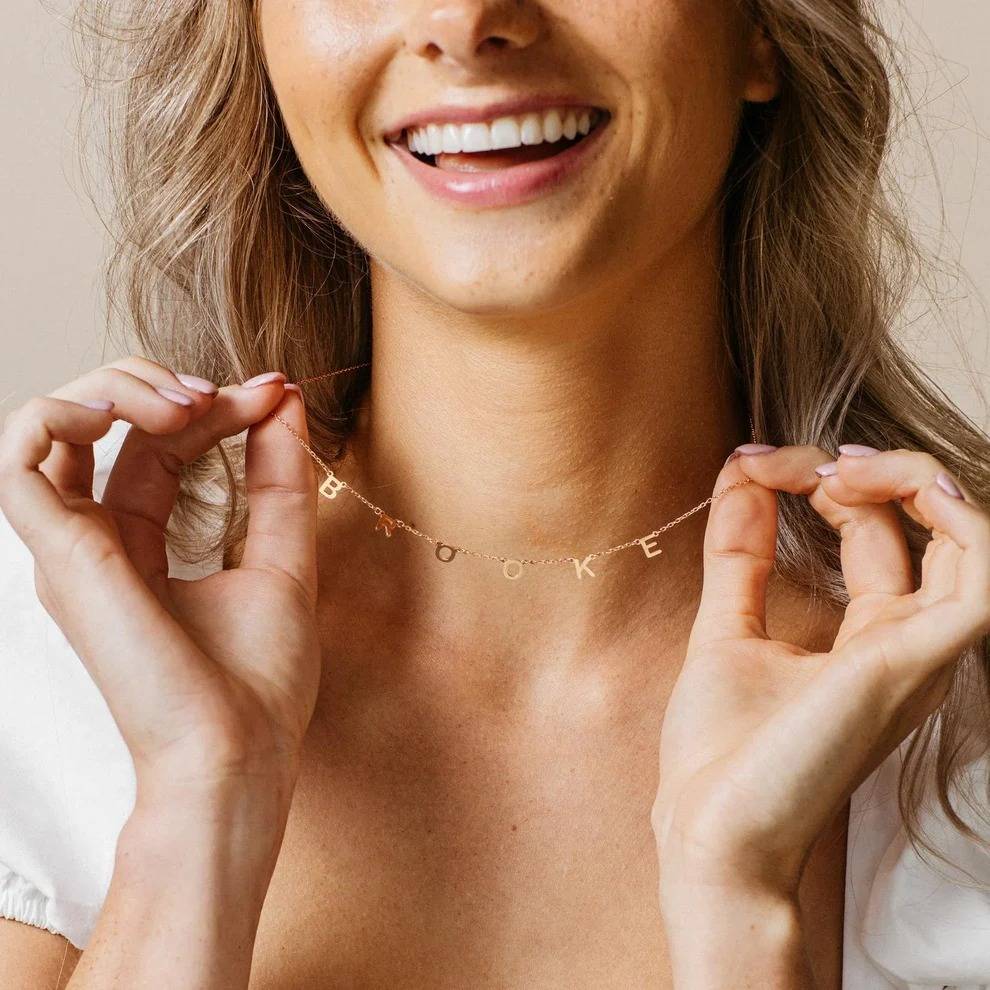 Custom Letter Necklace : CNE17