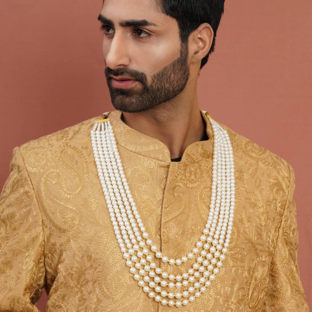 White & Golden Beaded Layered Neckpiece : RRMFEB23-8