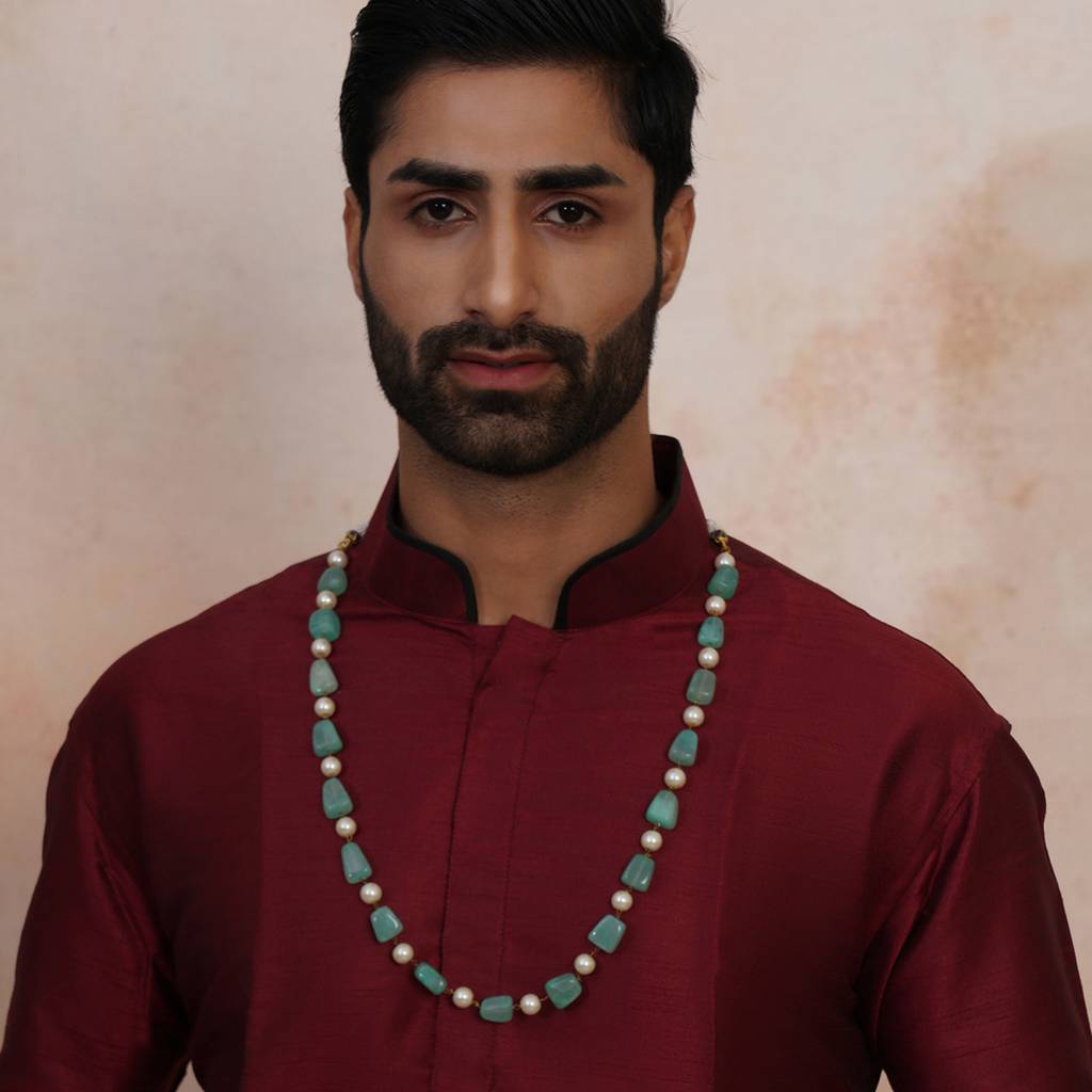 Green And Pearl Neckpiece : RRMFEB23-17