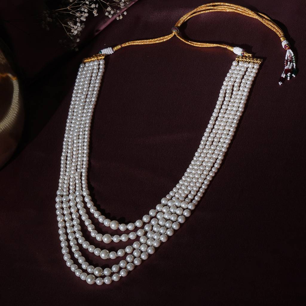 White & Golden Beaded Layered Neckpiece : RRMFEB23-8