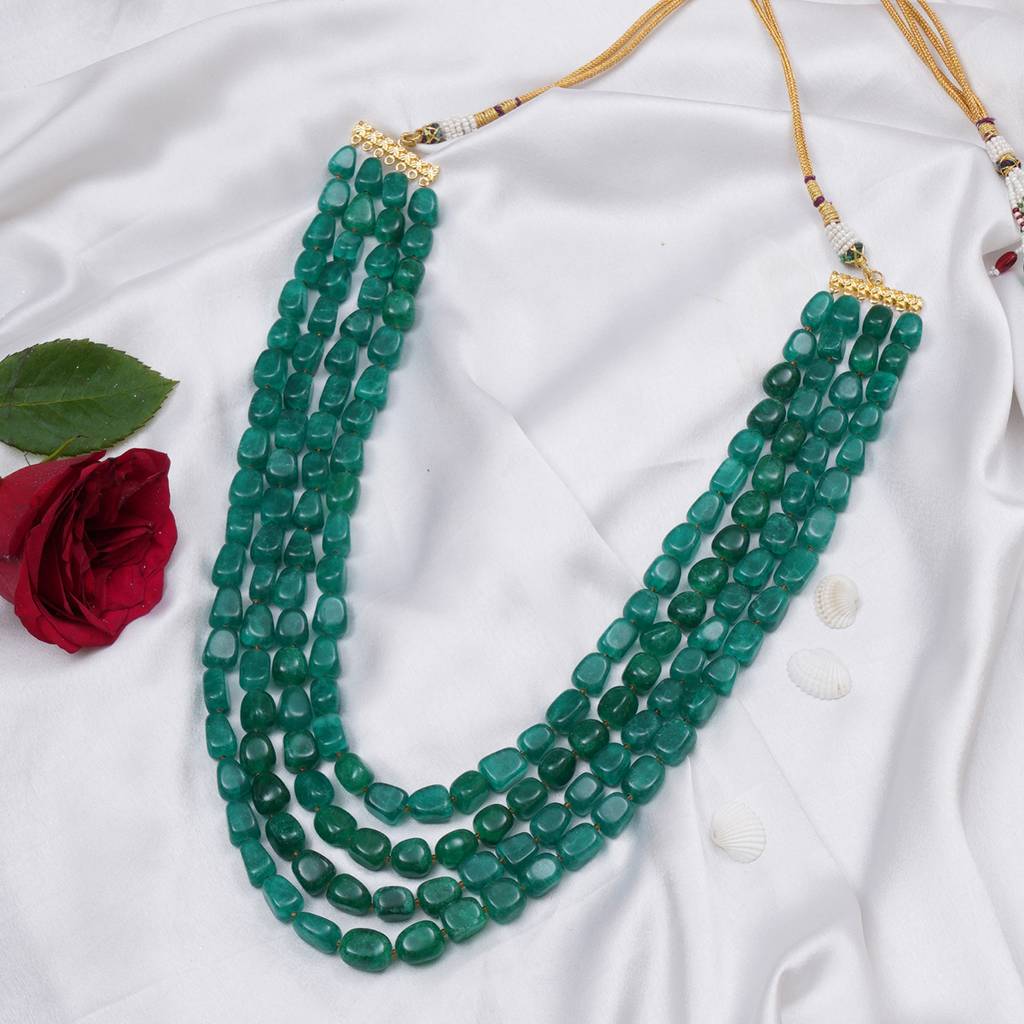 Emerald Stone Layered Neckpiece : RRMFEB23-26